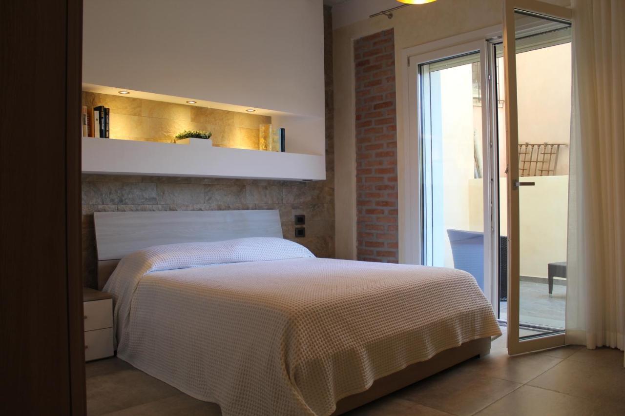 Villa Martina Desenzano del Garda Esterno foto