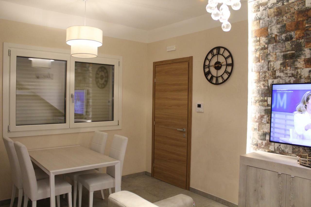 Villa Martina Desenzano del Garda Esterno foto