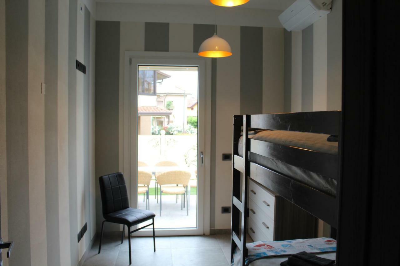 Villa Martina Desenzano del Garda Esterno foto