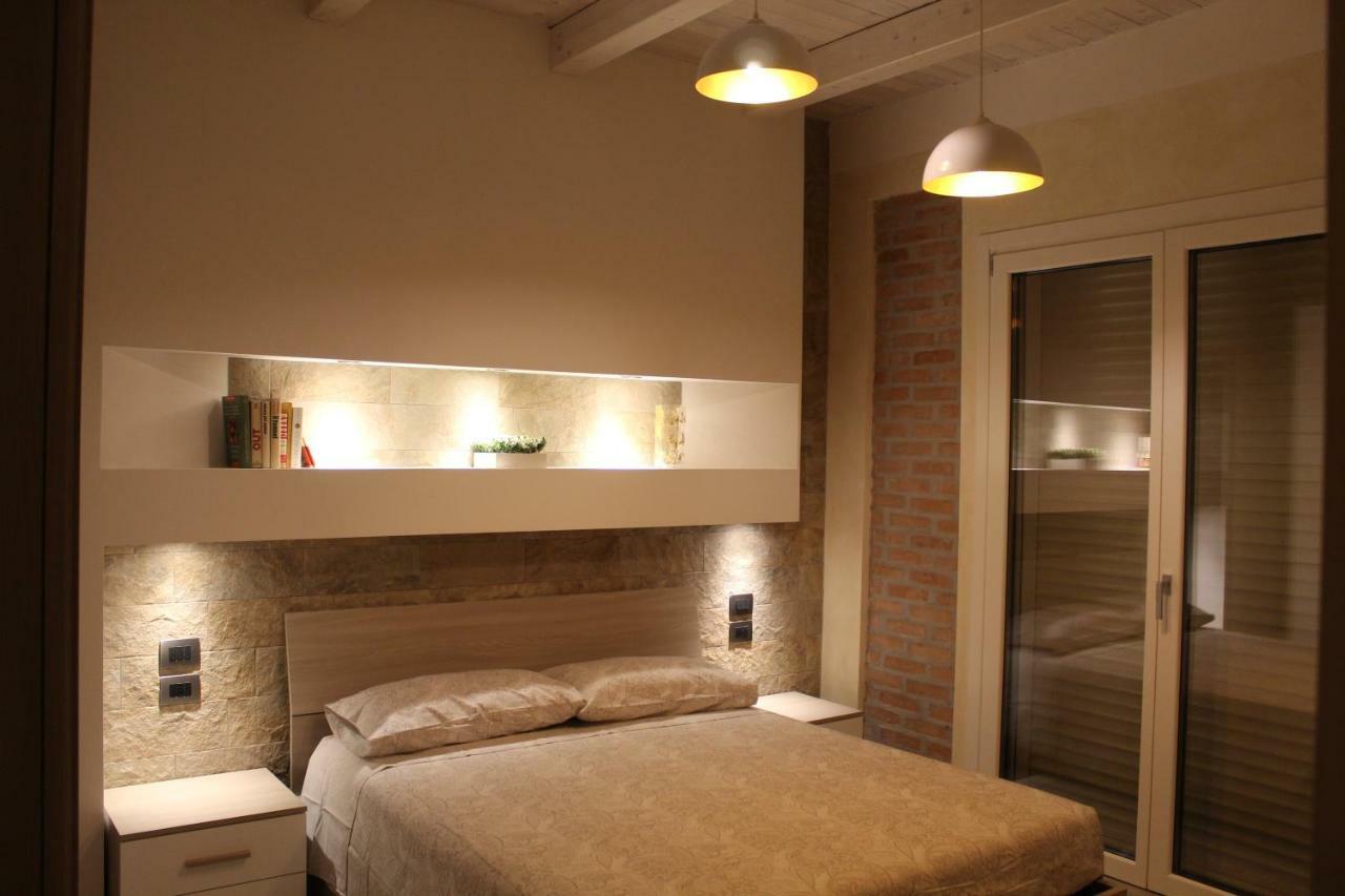 Villa Martina Desenzano del Garda Esterno foto