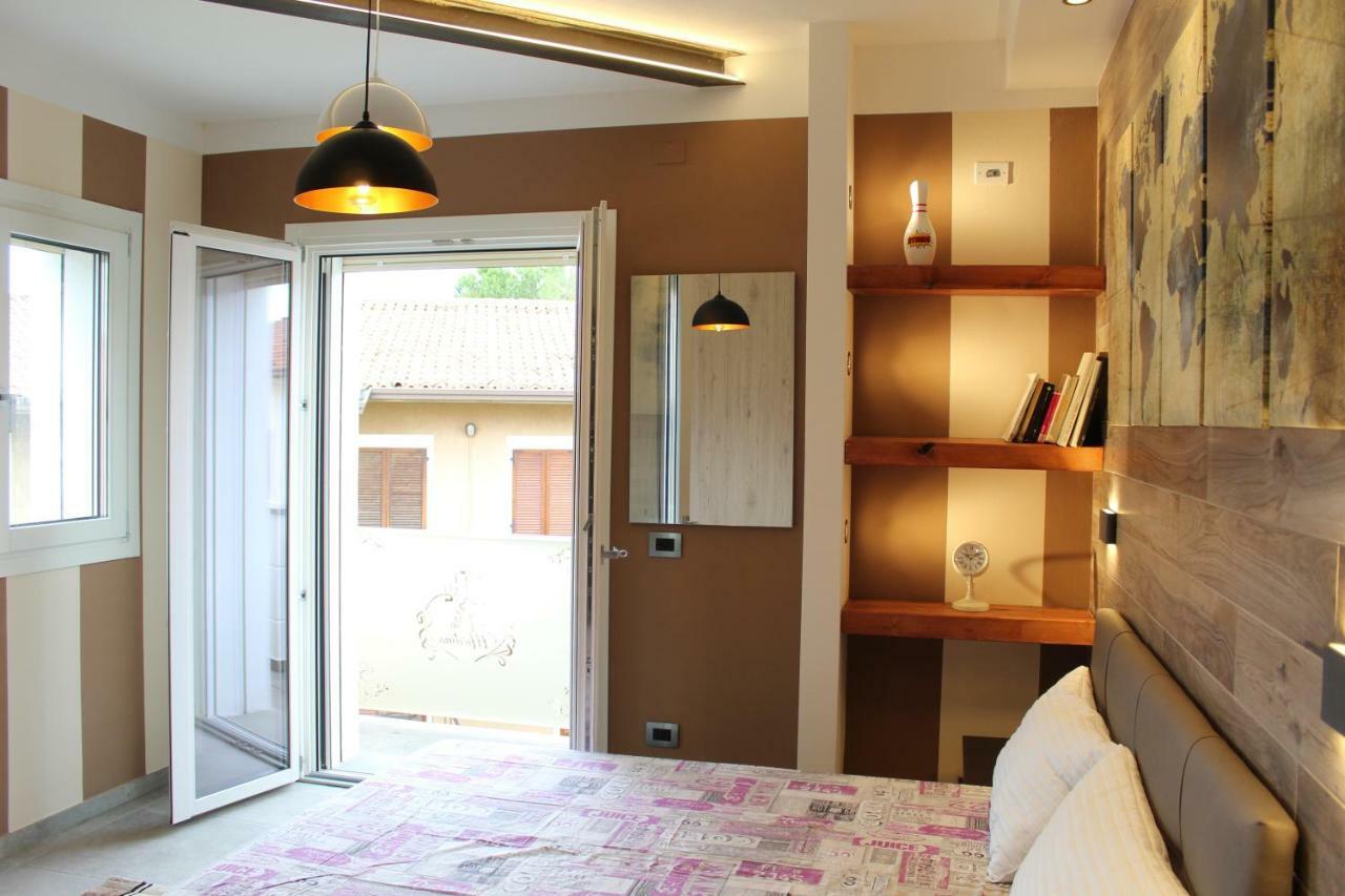 Villa Martina Desenzano del Garda Esterno foto