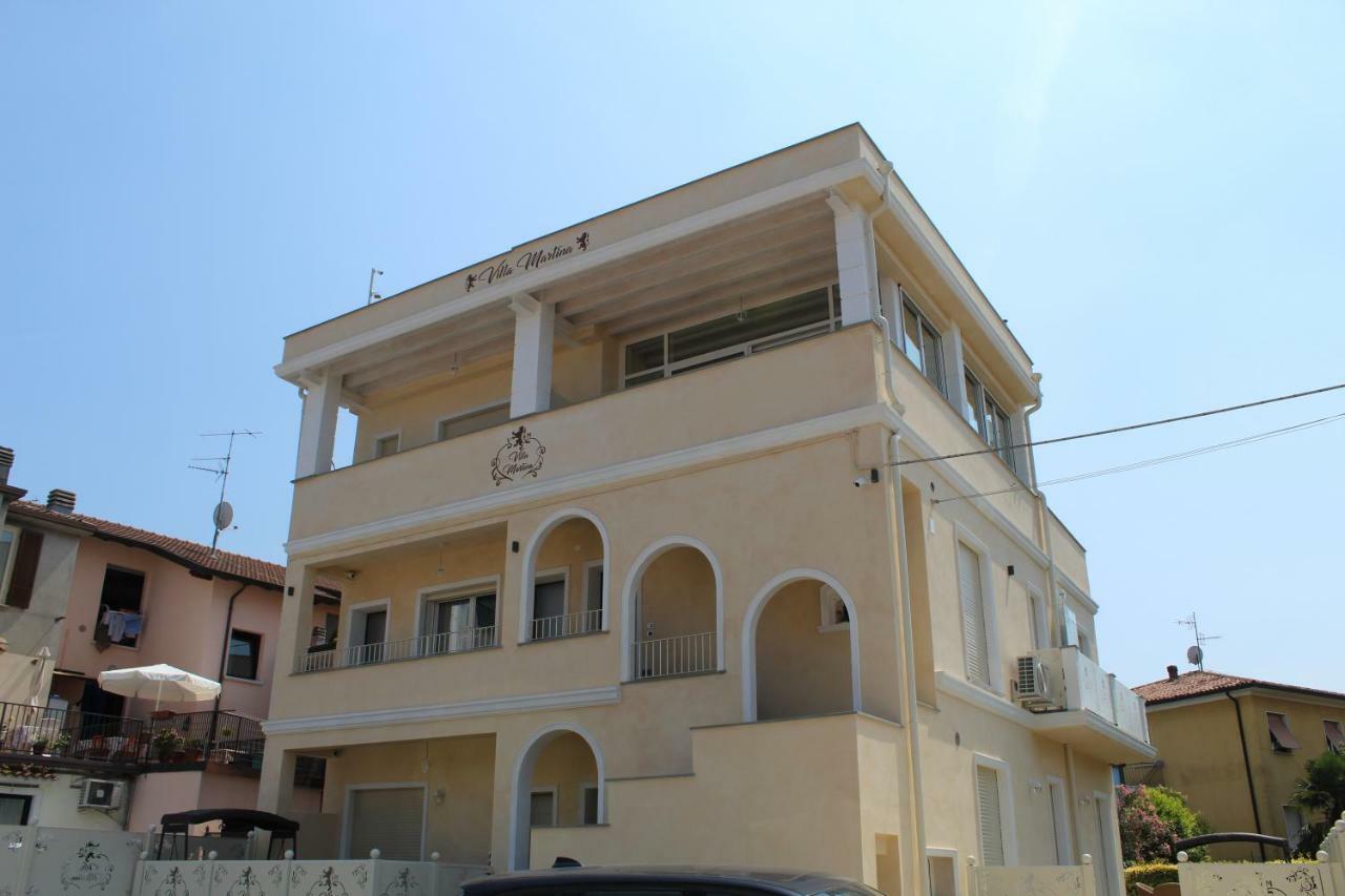 Villa Martina Desenzano del Garda Esterno foto